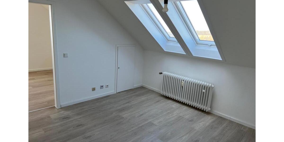 Dachgeschoßwohnung Radevormwald - 2 Zimmer, 41 m&sup2;, 308&euro; | Angebot:24934974