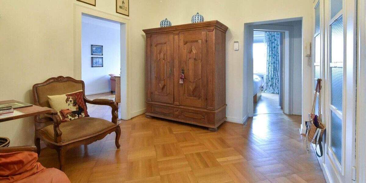 Etagenwohnung Essen / Stadtwald Stadtwald - 4 Zimmer, 135 m&sup2;, 695.000&euro; | Angebot:25263308