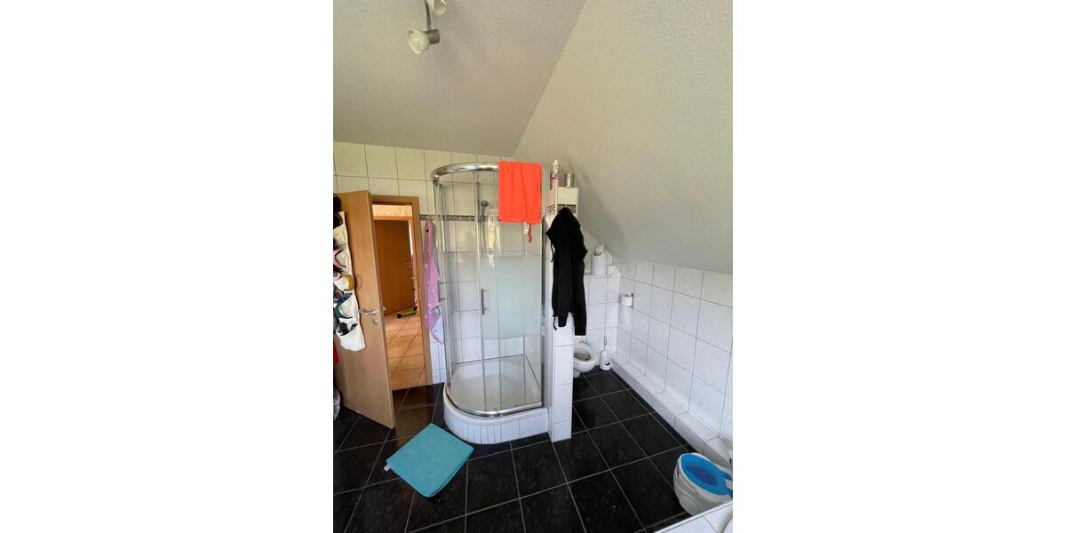 Etagenwohnung Wipperfürth - 5 Zimmer, 163 m&sup2;, 1.490&euro; | Angebot:25648655
