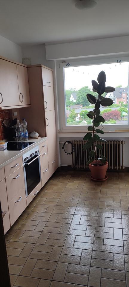 Hochwertig renovierte 3-Zimmer-Wohnung mit unverbaubarem Ausblick