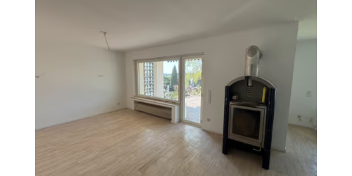 Einfamilienhaus Wuppertal Dönberg - 10 Zimmer, 304 m&sup2;, 3.100&euro; | Angebot:24477426