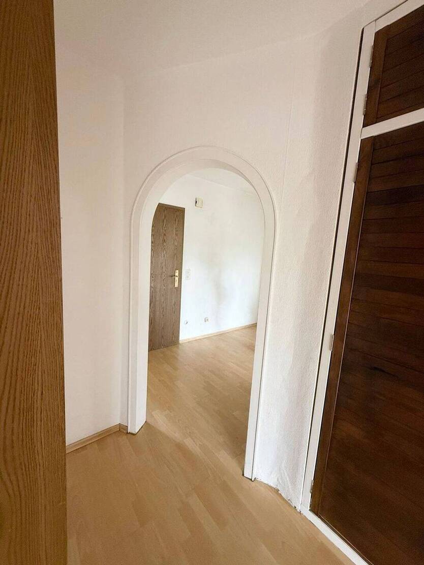 Charmantes Dreifamilienhaus in bester Lage von Baumberg. 9 zimmer