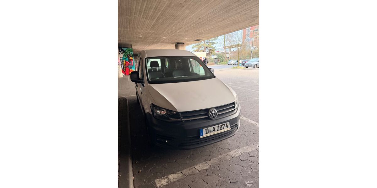 VW Caddy 129.000 km 13.400 &euro; Düsseldorf 40595
