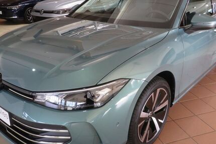 VW Passat 26.900 km 32.945 € Neuss 41469