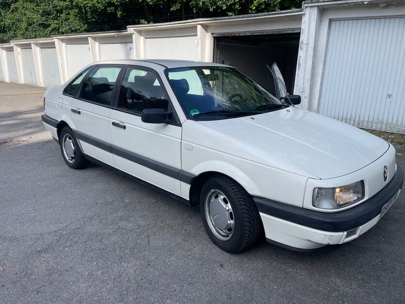 VW Passat 145.000 km 2.900 € Essen 45149