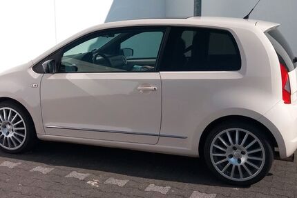 Seat Mii 85.000 km 10.990 &euro; Köln 50737