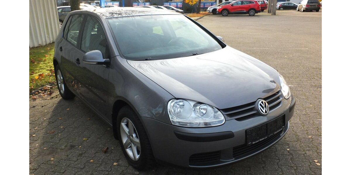 VW Golf BLACK WEEK 25:TRENDLINE KLIMAAUTOMATIK 5-TÜRI 132.115 km 4.498 € Köln 50858