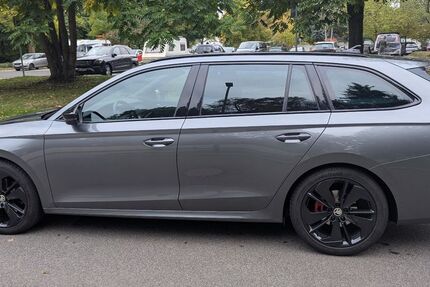 Skoda Octavia 61.000 km 32.690 &euro; Düsseldorf 40233