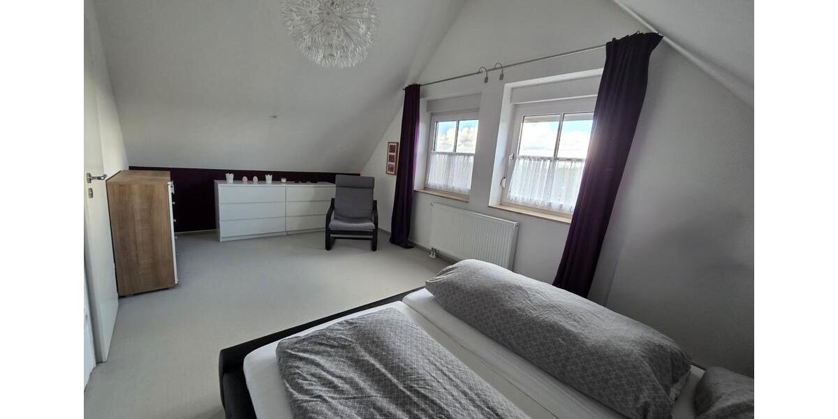 Maisonettenwohnung Wermelskirchen - 2 Zimmer, 70 m&sup2;, 1.300&euro; | Angebot:26241816