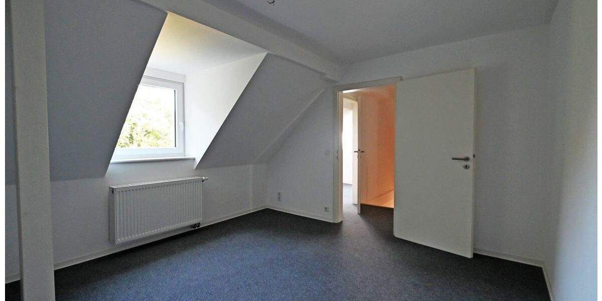 Einfamilienhaus Ratingen Hösel - 8 Zimmer, 208 m&sup2;, 1.195.000&euro; | Angebot:23880353