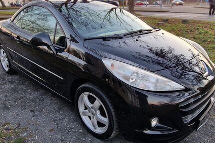 Peugeot 207 114.000 km 3.999 € Köln 51107