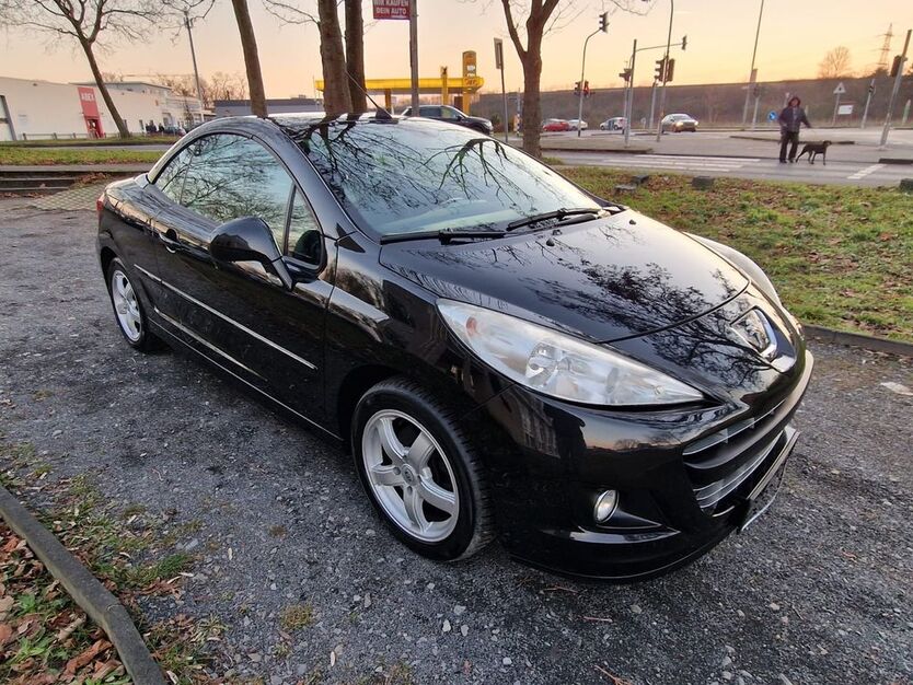 Peugeot 207 114.000 km 3.999 € Köln 51107