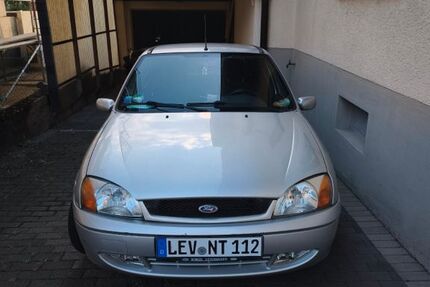 Ford Fiesta 71.800 km 1.599 &euro; Leverkusen 51381