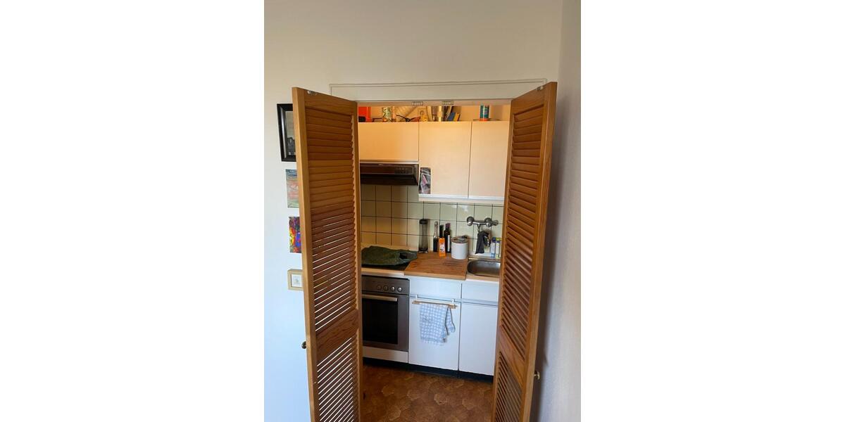 Dachgeschoßwohnung Düsseldorf Stadtbezirk 2 - 3 Zimmer, 58 m&sup2;, 1.200&euro; | Angebot:24308951