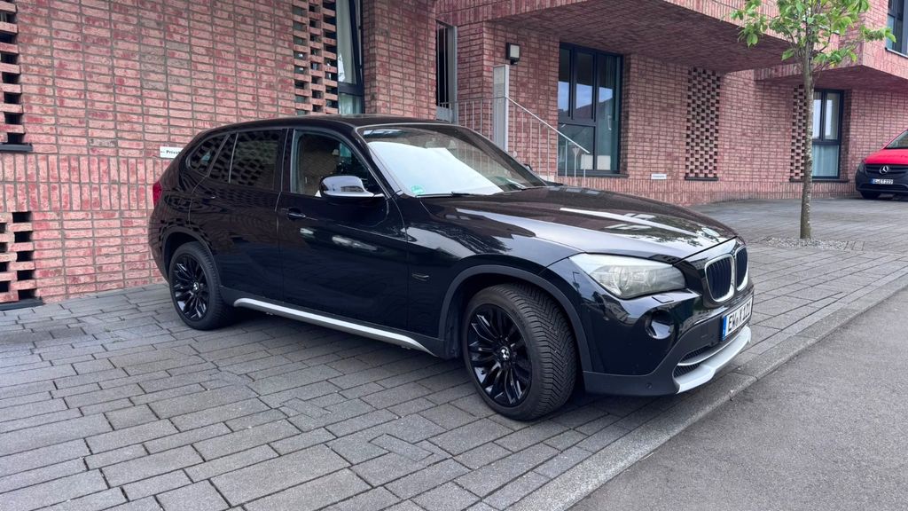 BMW X1 156.000 km 9.400 &euro; Bergisch Gladbach 51427