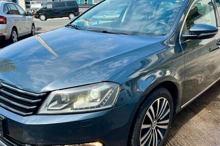 VW Passat 215.000 km 7.499 &euro; Wuppertal 42277
