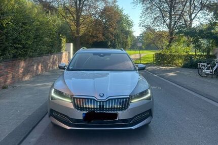 Skoda Superb 60.556 km 22.999 &euro; Köln 50733