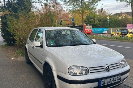 VW Golf 229.000 km 2.000 &euro; Bergisch Gladbach 51465