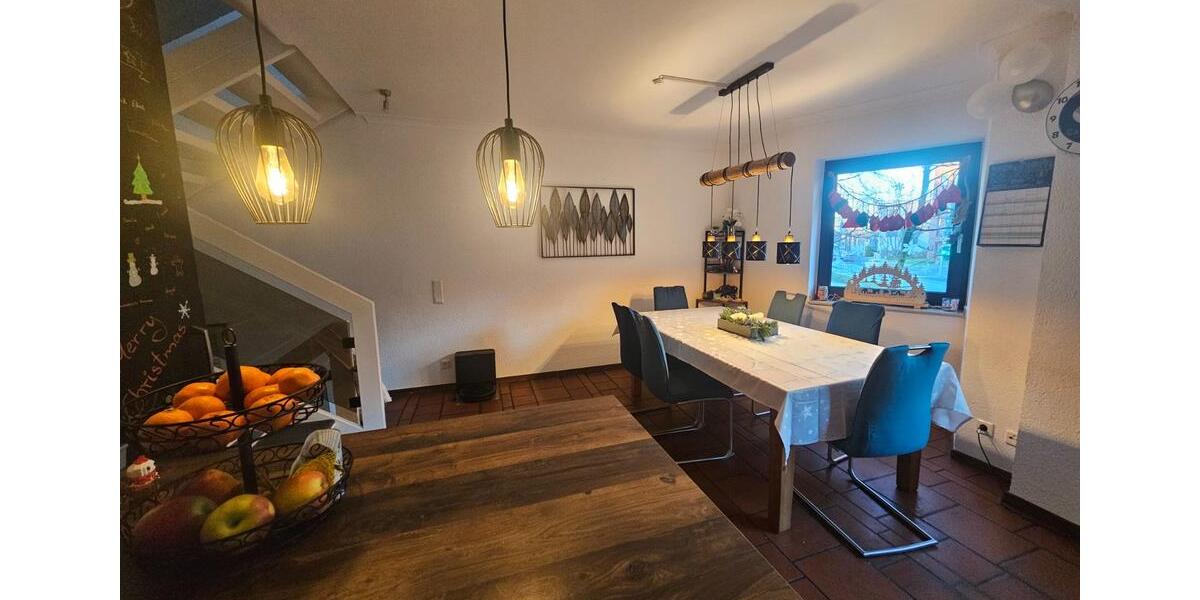 Reihenhaus Hilden Kalstert - 6 Zimmer, 168 m&sup2;, 599.000&euro; | Angebot:24832240