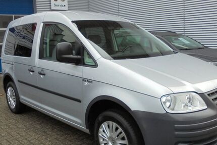 VW Caddy 109.000 km 8.990 &euro; Wuppertal 42285