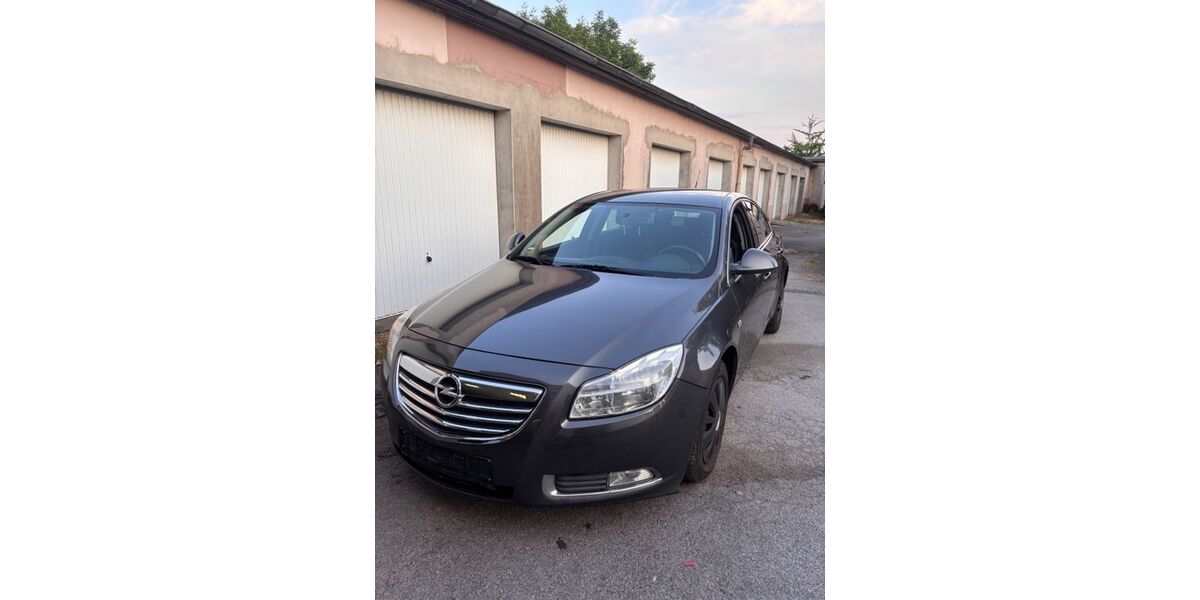 Opel Insignia 181.206 km 2.900 &euro; Solingen 42653
