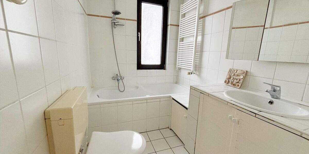 Einfamilienhaus Leverkusen Bürrig - 7 Zimmer, 155 m&sup2;, 698.000&euro; | Angebot:24721315