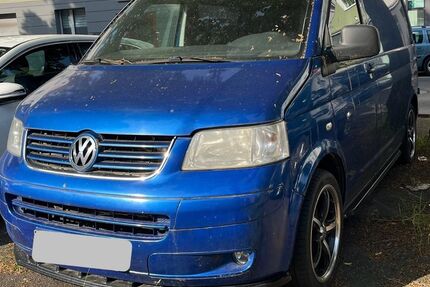 VW T5 Transporter 170.000 km 3.990 € Köln 50937