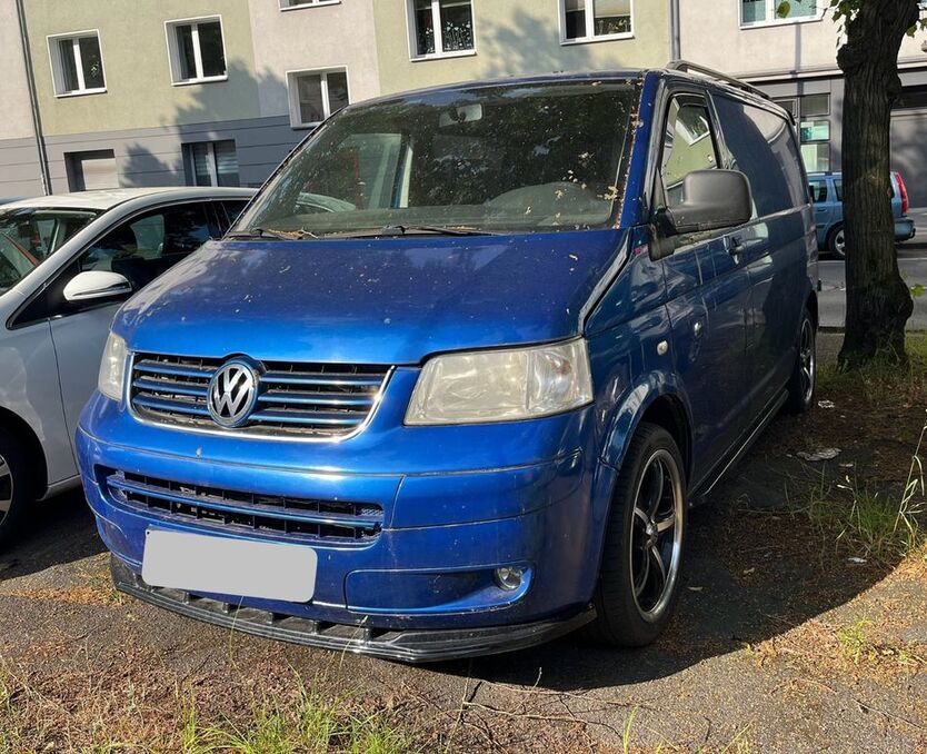 VW T5 Transporter 170.000 km 3.990 € Köln 50937