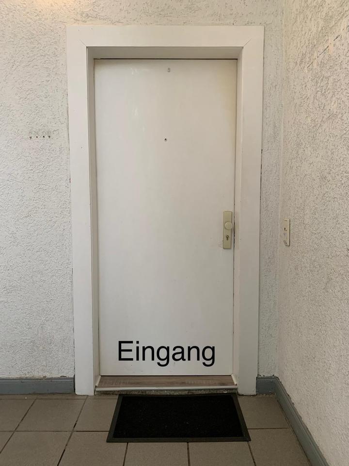 Drei Zimmerwohnung, plus große Küche vom Privat zu verkaufen