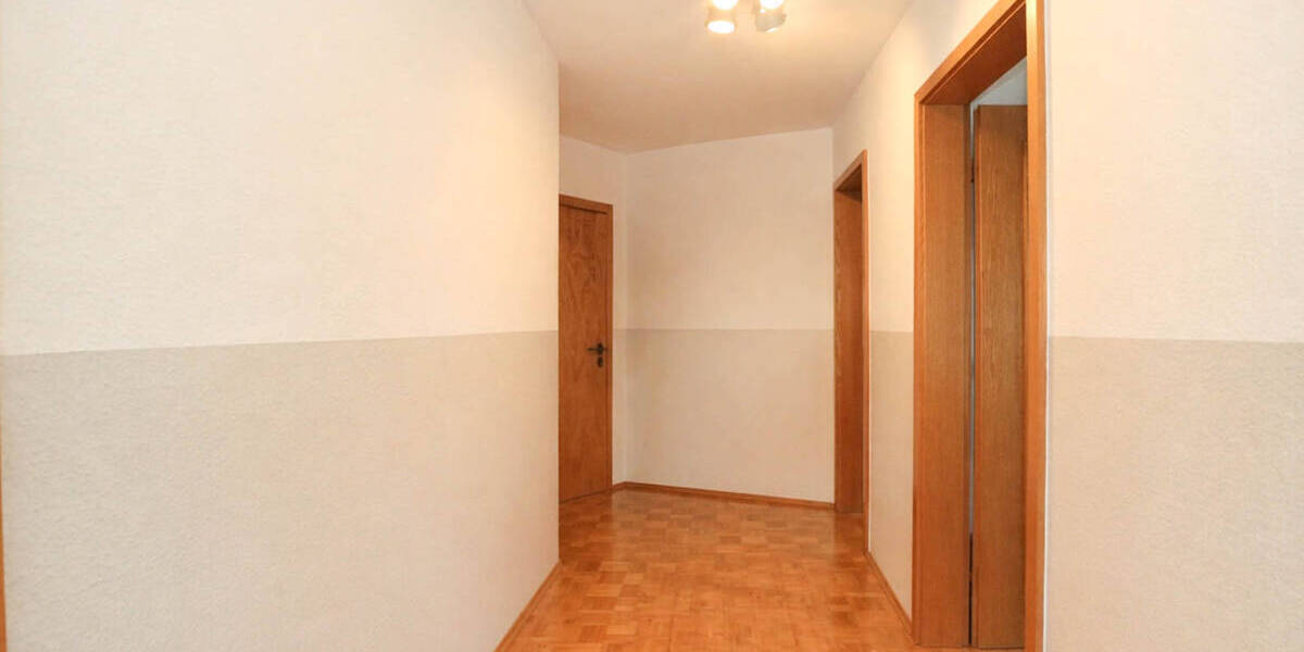 Etagenwohnung Dormagen / Delhoven Delhoven - 4 Zimmer, 107 m&sup2;, 275.000&euro; | Angebot:26453333