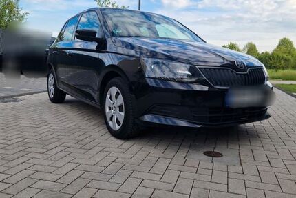 Skoda Fabia 183.000 km 4.900 &euro; Köln 51145