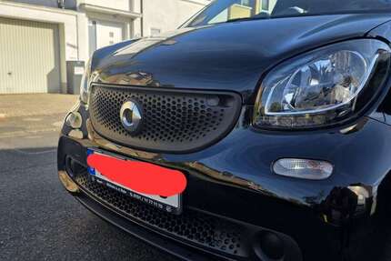 Smart forFour 65.800 km 6.000 &euro; Düsseldorf 40477