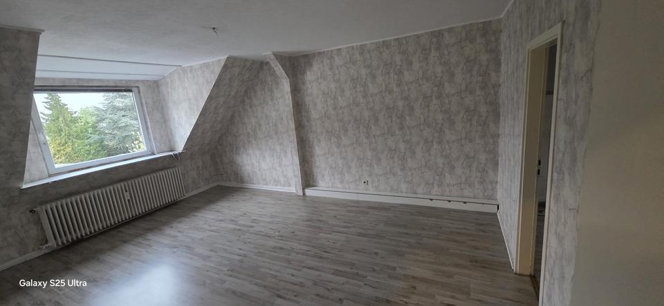 Dachgeschoßwohnung Gevelsberg - 3 Zimmer, 85 m&sup2;, 800&euro; | Angebot:26413563