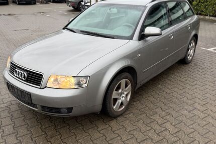 Audi A4 158.000 km 2.600 &euro; Köln 50739