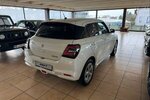 Suzuki Swift 1.2 Dualjet Hybrid Comfort Automatik 1.200 km 21.990 € HAAN 42781