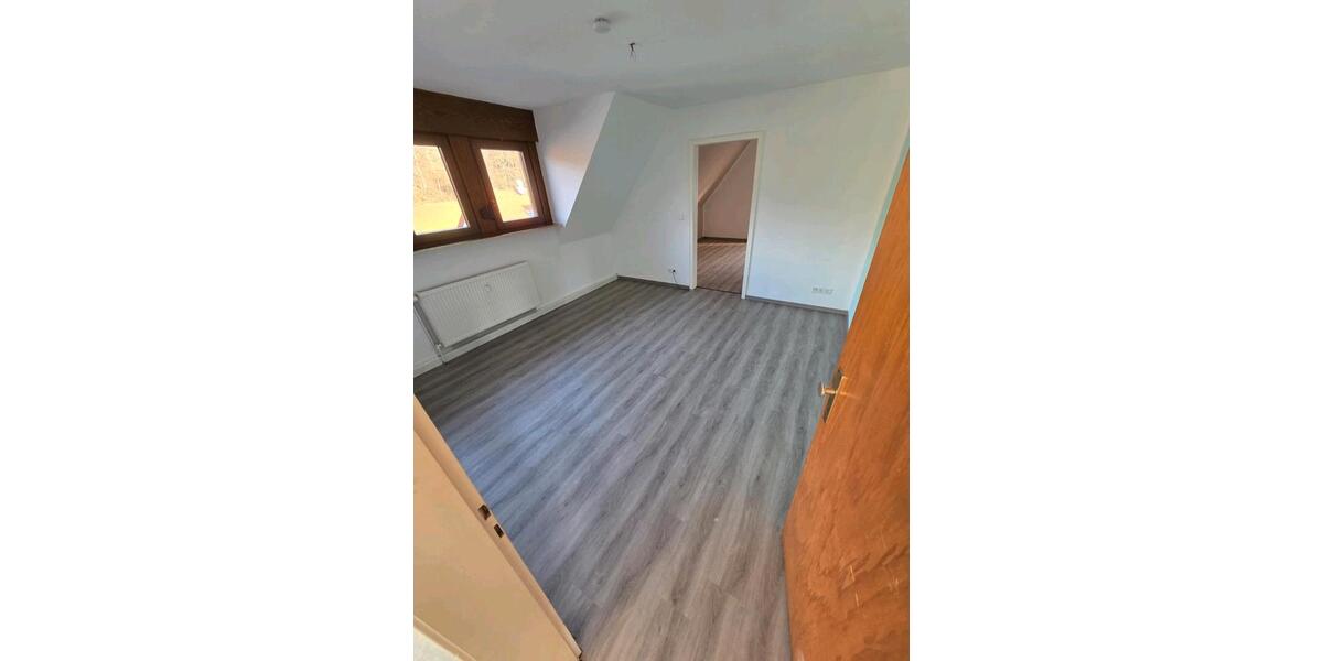 Dachgeschoßwohnung Sprockhövel - 3 Zimmer, 62 m&sup2;, 650&euro; | Angebot:24741387