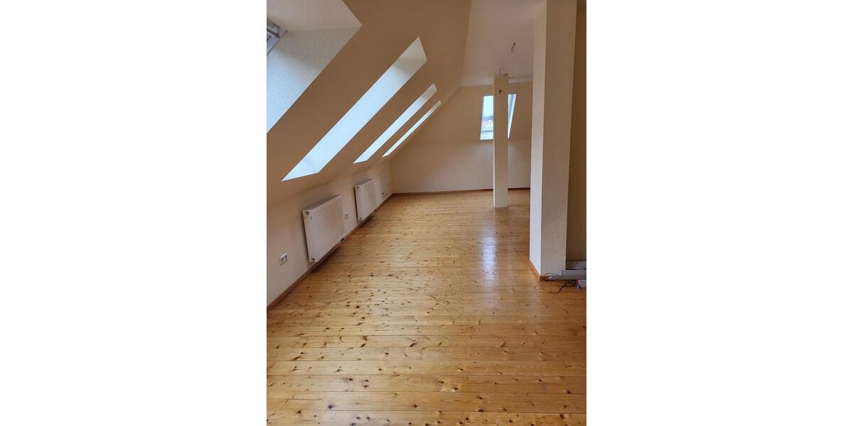 Maisonettenwohnung Overath - 4 Zimmer, 150 m&sup2;, 1.250&euro; | Angebot:25921642