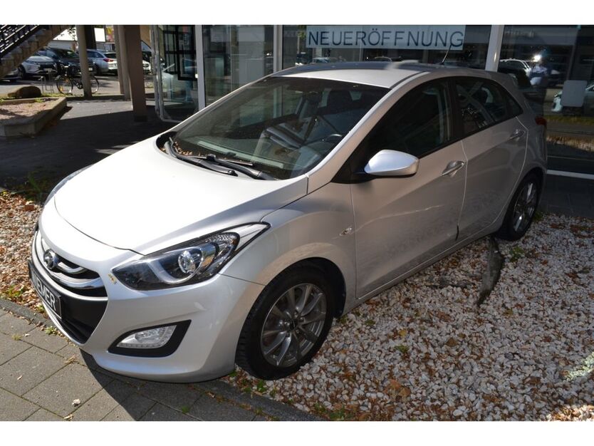 Hyundai i30 78.580 km 7.890 € Köln 51145