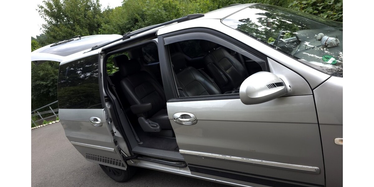 Kia Carnival 186.000 km 3.900 € Ennepetal 58256