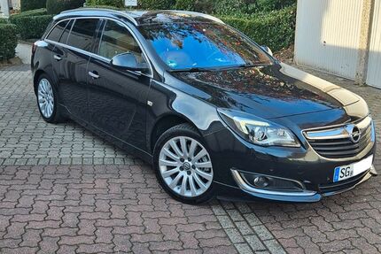 Opel Insignia 196.000 km 8.990 &euro; Solingen 42651