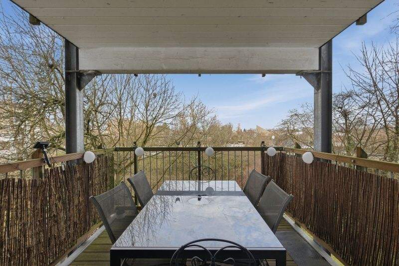 Etagenwohnung Köln Kalk - 2 Zimmer, 61 m&sup2;, 220.000&euro; | Angebot:25768854