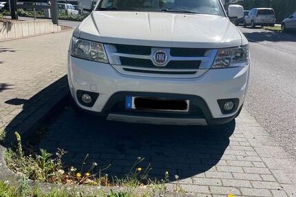 Fiat Freemont 192.265 km 9.500 &euro; Köln 50825