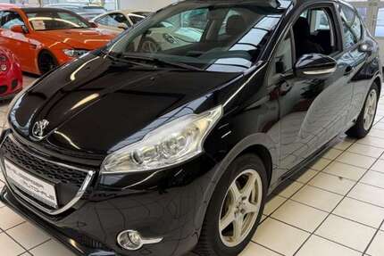 Peugeot 208 123.333 km 4.980 &euro; Gevelsberg 58285
