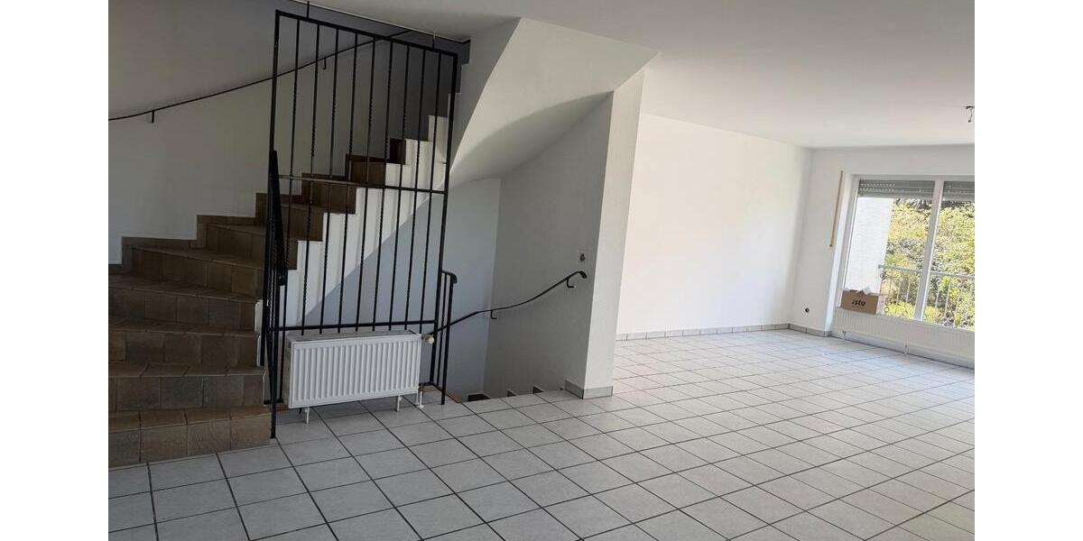 Doppelhaushälfte Bergisch Gladbach Paffrath - 5 Zimmer, 195 m&sup2;, 2.300&euro; | Angebot:26322264