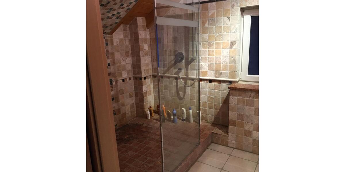 Doppelhaushälfte Remscheid Reinshagen - 6 Zimmer, 235 m&sup2;, 1.400&euro; | Angebot:25140319