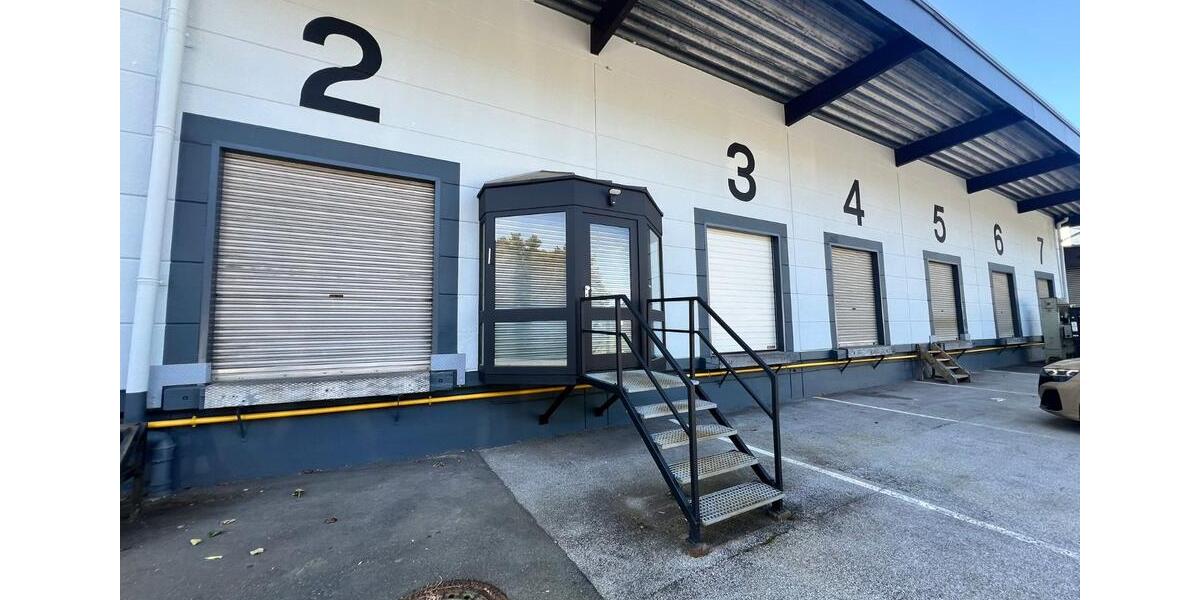 Lagerhalle in Remscheid – 771 m² mit Parkplätzen ab 01.01.2026 zimmer