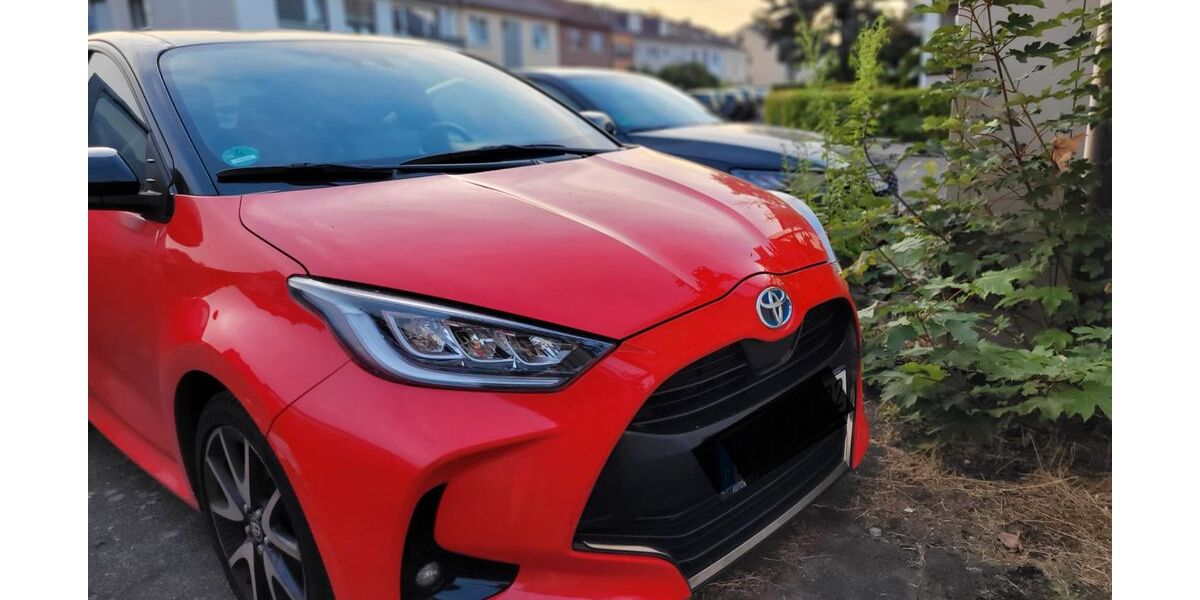 Toyota Yaris 49.570 km 18.500 &euro; Köln 50735