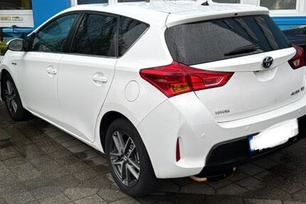 Toyota Auris 137.000 km 10.000 &euro; Köln 50739