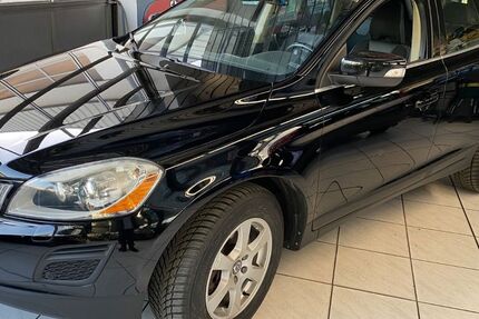 Volvo XC60 157.500 km 10.900 &euro; Düsseldorf 40233