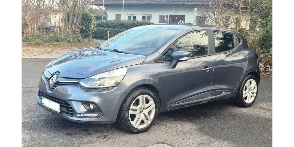 Renault Clio 65.000 km 7.350 &euro; Düsseldorf 40233